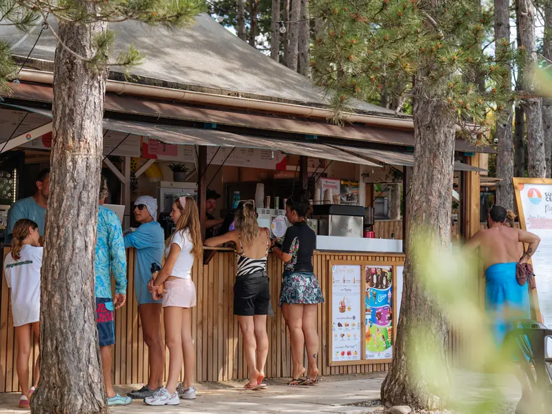 SNACKING – Surf Center 2026 – Thomas Mougeolle – WEB (7)